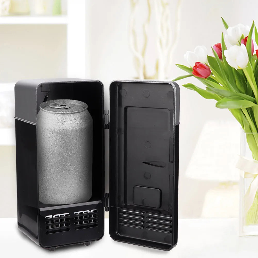 Mini USB Office Mini Heating And Cooling Dual Use Portable Refrigerator Drink Cooler